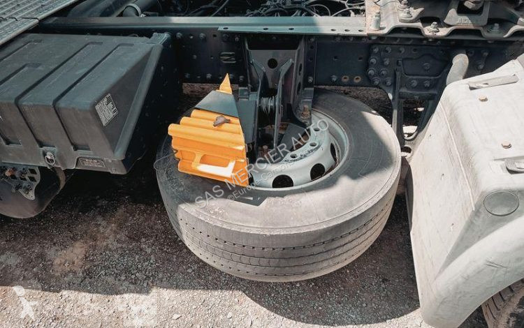 جرار MAN