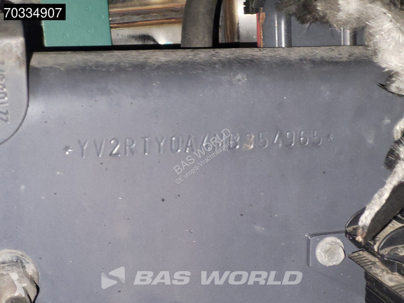 Nyergesvontató Volvo FH 460 4X2 Globe APK...