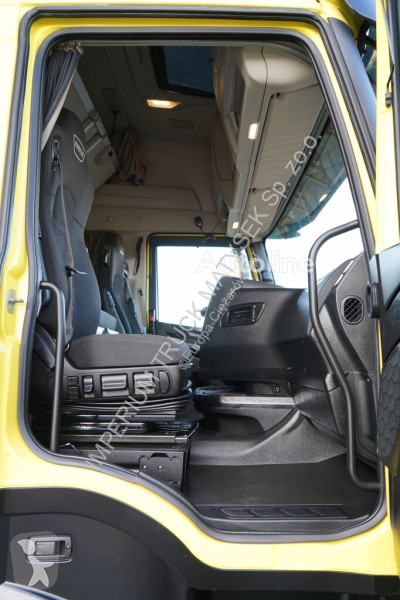 Тягач Iveco 480 / MEGA / LOW DECK / OPONY 100%...