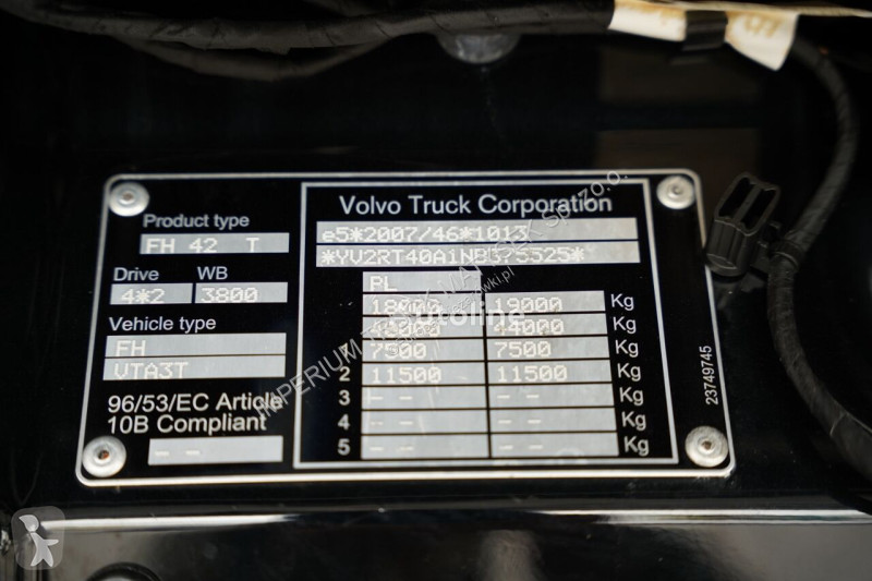 Влекач Volvo FH 500 / XXL / RETARDER / LOWDECK...
