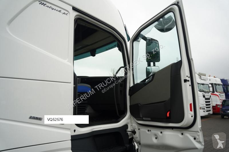 Влекач Volvo FH 500