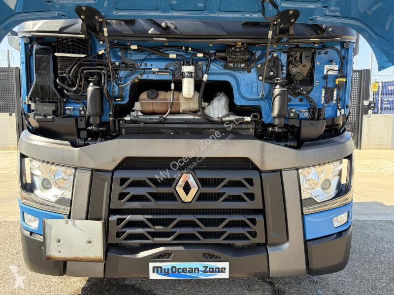 جرار Renault T440