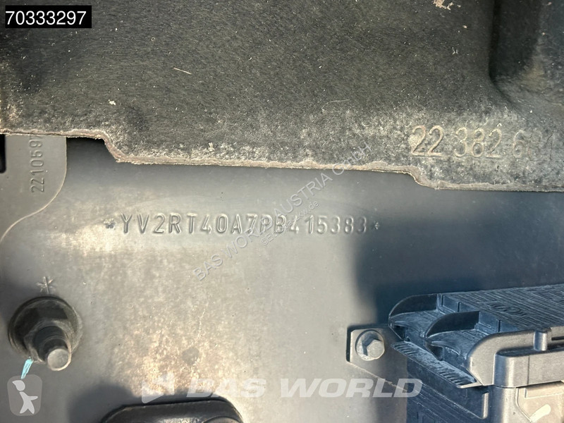 Cabeza tractora Volvo 500 4X2 XL 2x Tanks ADR...
