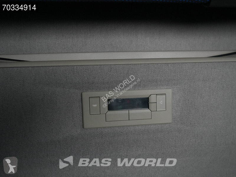 Tahač Volvo FH 460 4X2 Globe APK 04-2027 2x...