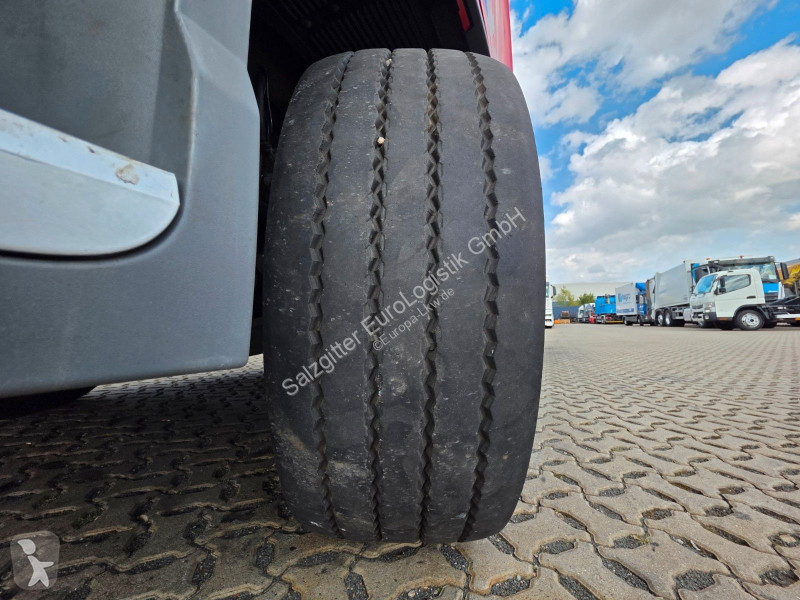 Nyergesvontató Volvo | Retarder / 8 x 4