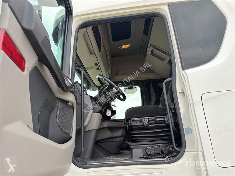 Cap tractor Scania Super 460S 4x2 S/A Sleeper...