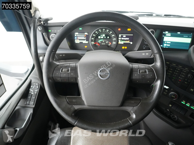 Тягач Volvo 6X4 XL Retarder Hydraulic...
