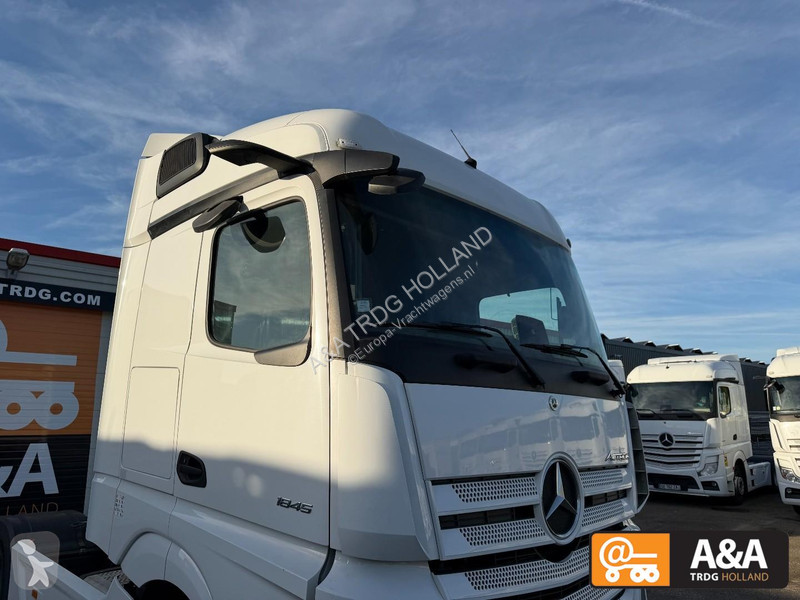 Traktor Mercedes ACTROS 1845