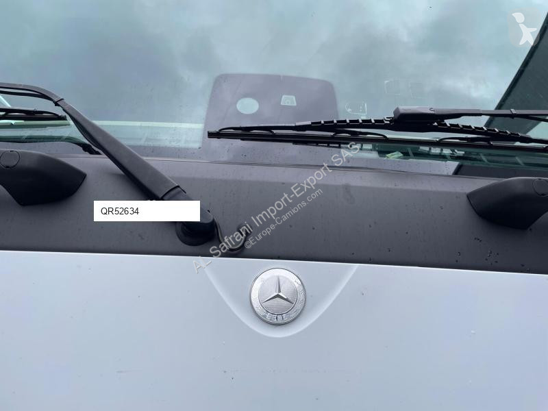 جرار Mercedes 1845