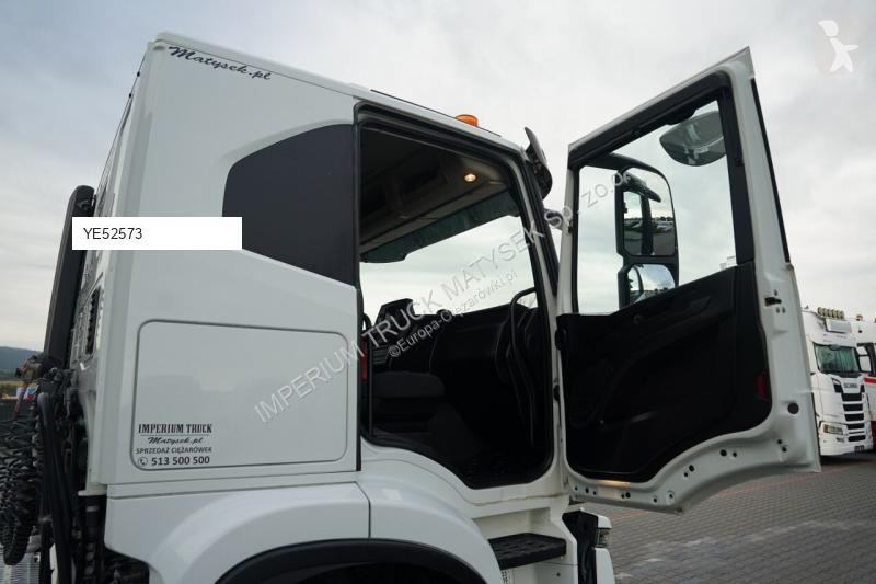 جرار Iveco 420