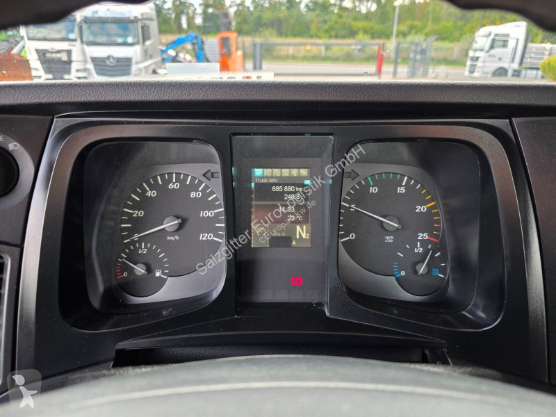 Mercedes 1843 | Nebenabtrieb tractor unit