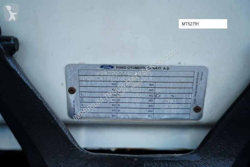 Tahač Ford 500 / HYDRAULIKA / I-PARK COOL