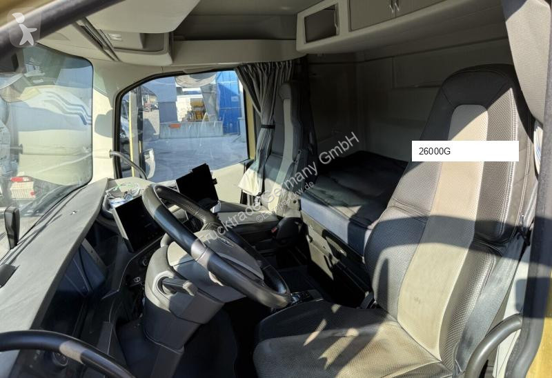 Volvo FH Electric 6x4 / Swiss-Vehicle tractor unit