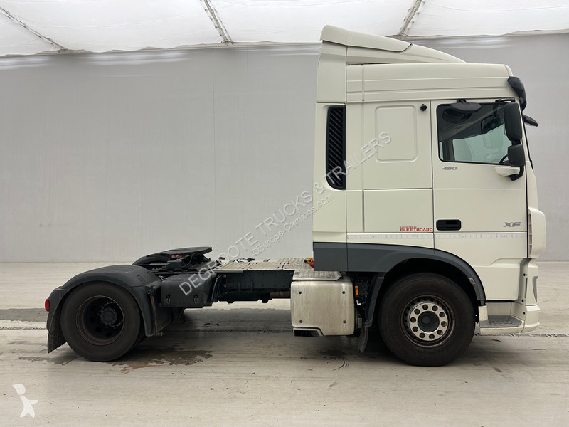 Tahač DAF 450 Space Cab