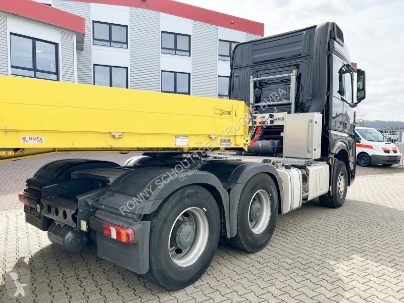 Traktor Mercedes Arocs 3358 LS 6x4 Arocs 3358...
