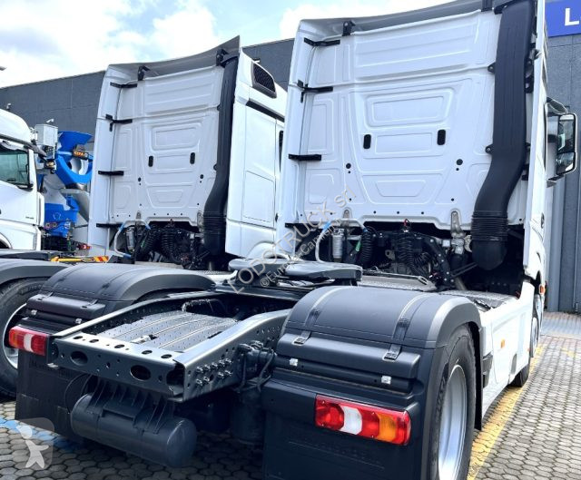 Tahač Mercedes ACTROS