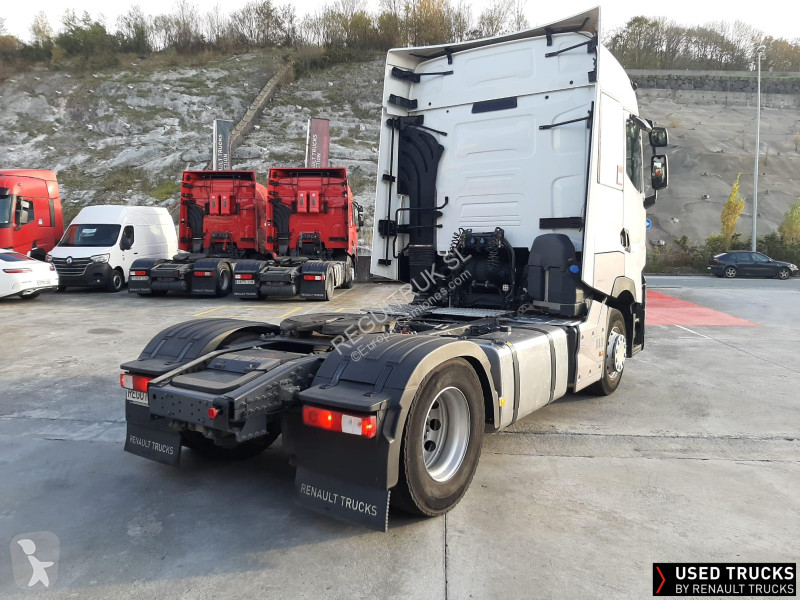 Traktor Renault
