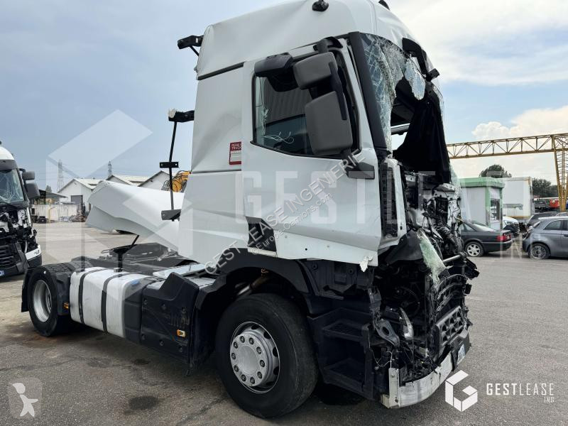Traktor Renault  T480