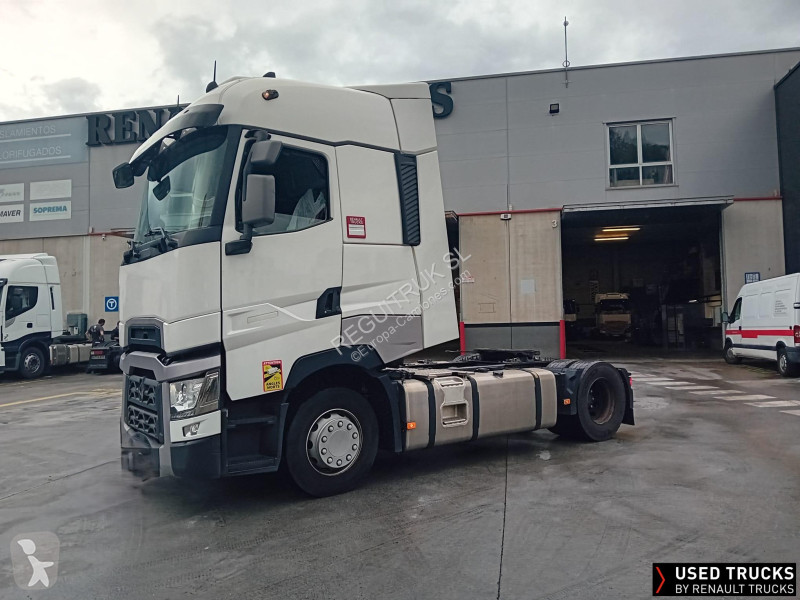 Traktor Renault