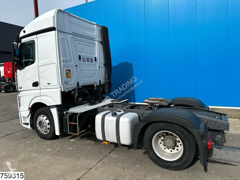 Trekker Mercedes 1845 EURO 6, PTO