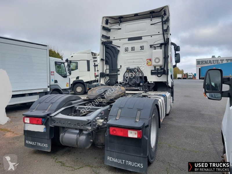 جرار Renault