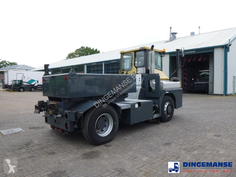 Traktor MOL RM 255 4X4 terminal drawbar tractor...