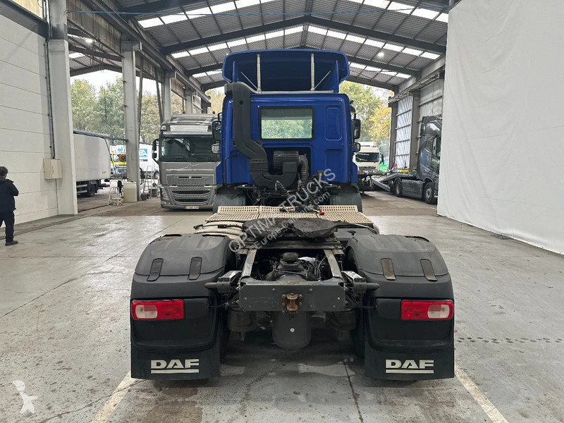 Traktor DAF 330