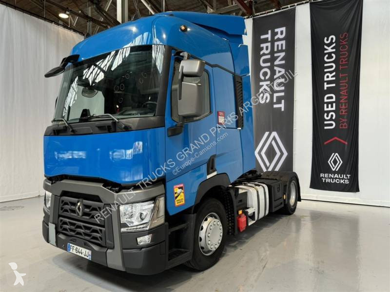 Tractor Renault