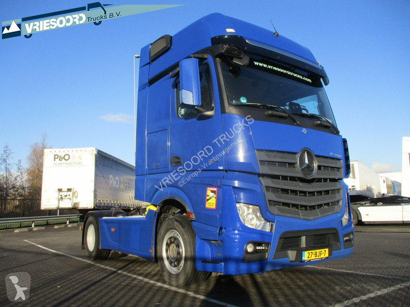 Trekker Mercedes ACTROS 963-4-A