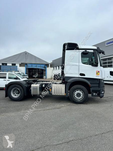 Traktor Mercedes
