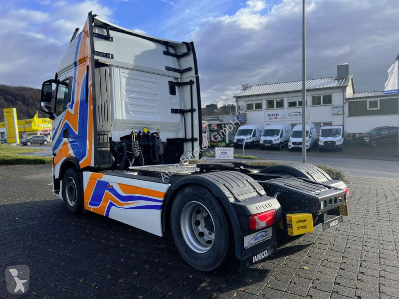 Tahač Iveco AS 440S48 / P S-Way