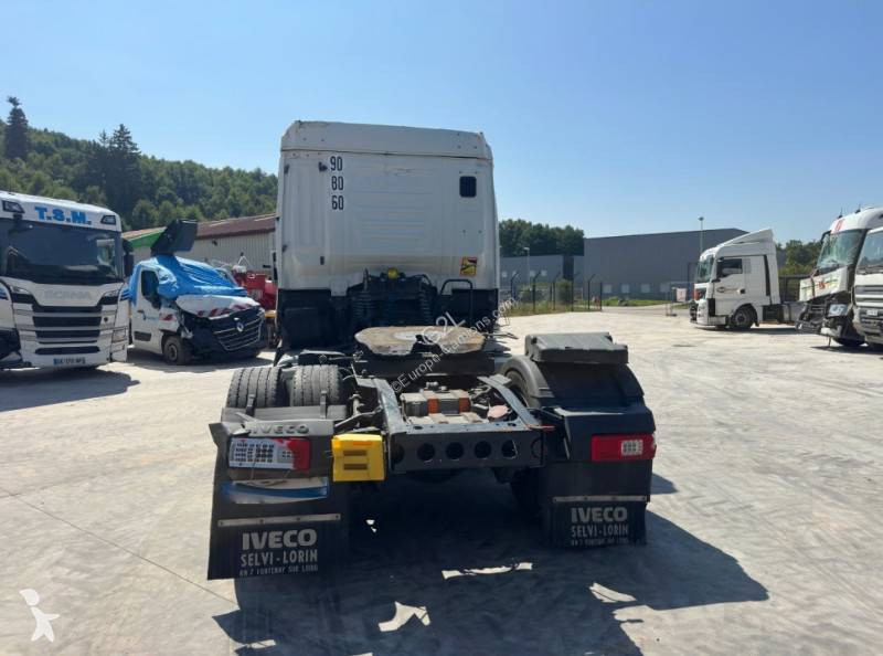Traktor Iveco