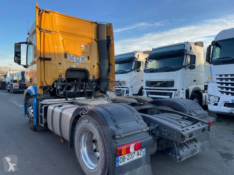 Traktor Mercedes 1845