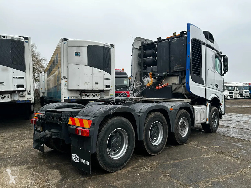 Trekker Mercedes AROCS 3 8X4 Tractor-unit...