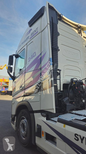Tracteur Volvo 500 Globetrotter XXL (Location /...