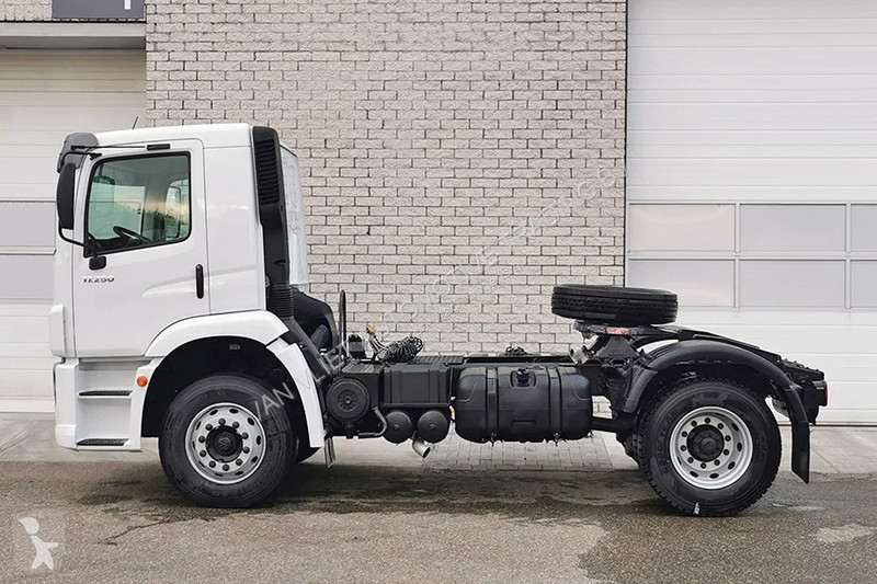 Tractor Volkswagen Constellation 17.250 BB SA...