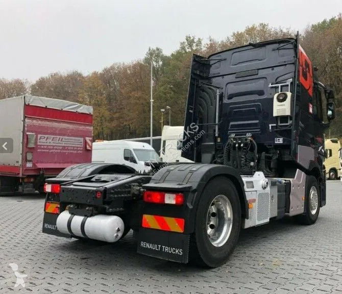 Traktor Renault T520 Sleep cab | Leasing from...