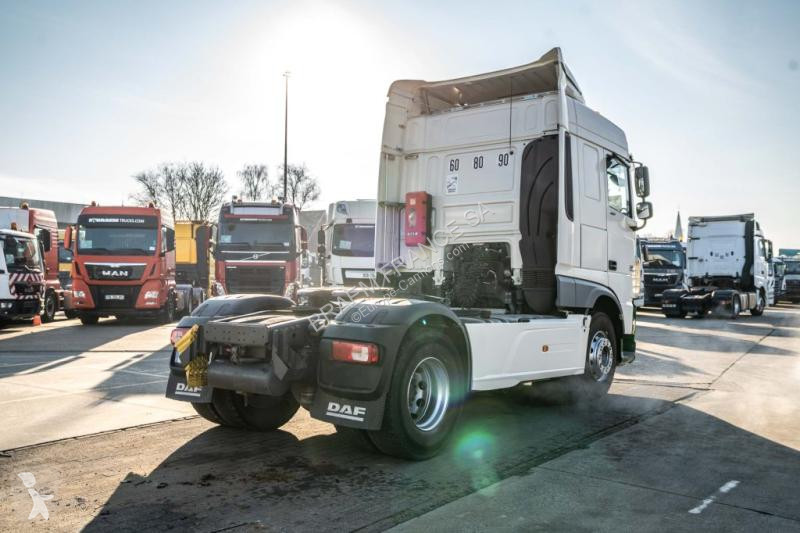 Traktor DAF + HYDRAULIQUE (50Ton)