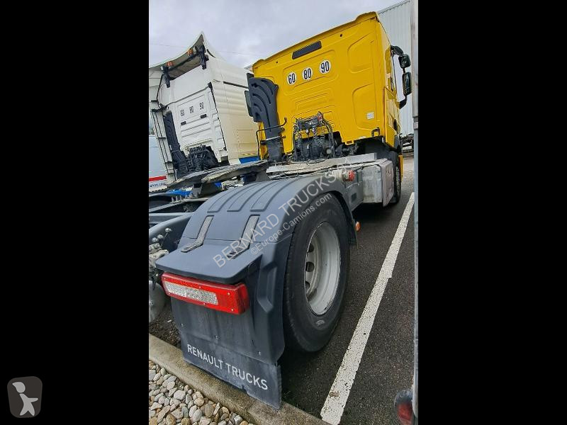 Traktor Renault T T 520 T4X2 E6 VOITH