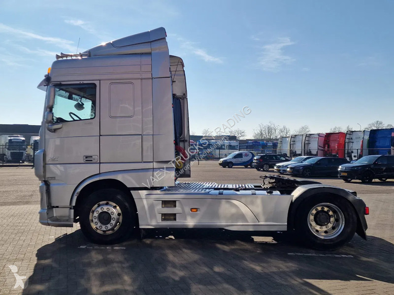 Traktor DAF 440 SpaceCab 4x2 - Full spoiler -...