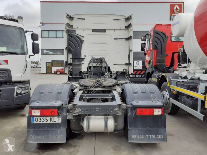Tractor Renault