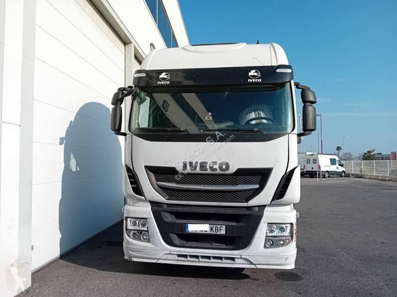 Traktor Iveco