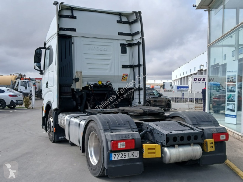 Traktor Iveco  460 AUTOMATICO  INTARDER ADR
