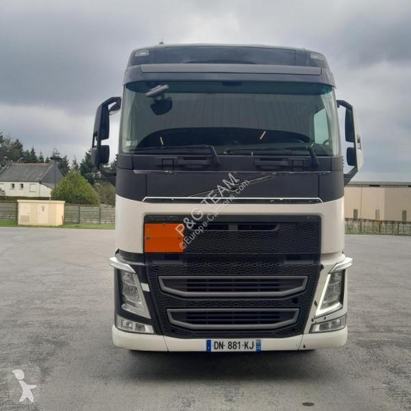 Traktor Volvo 500