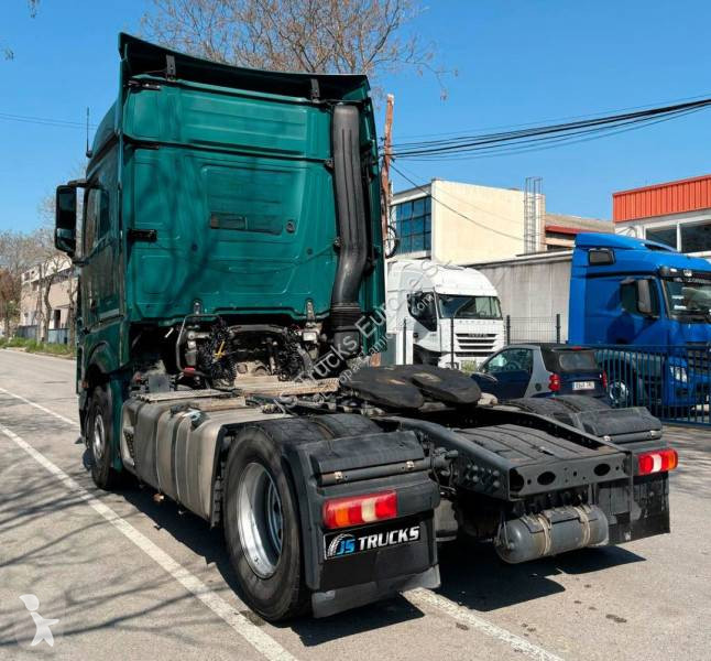 Traktor Mercedes