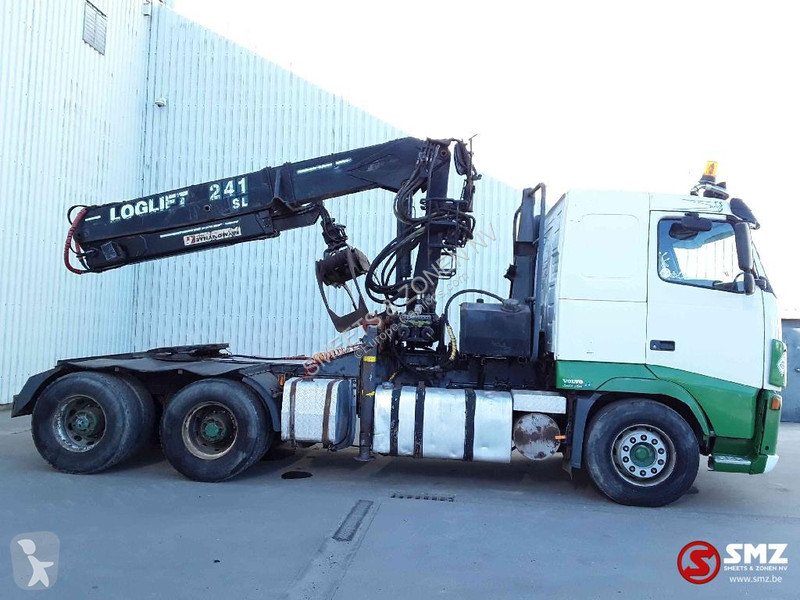 Traktor Volvo 610 6x4 loglift oil in water