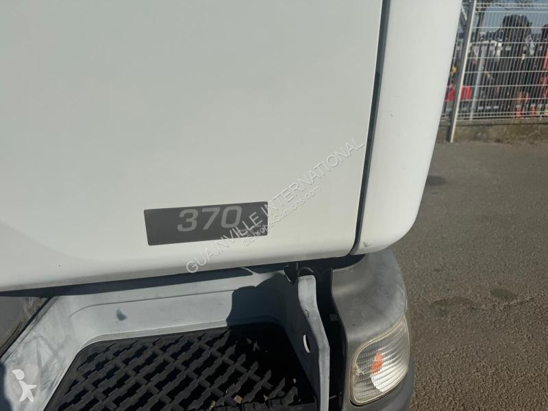 Tracteur Renault 370 DCI