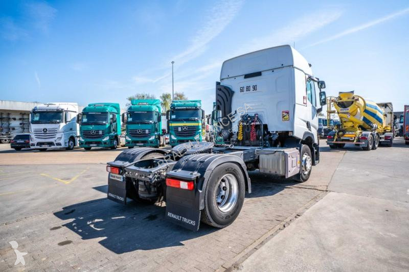 Traktor Renault  T 520