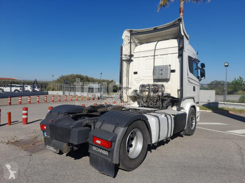 Traktor Scania 520