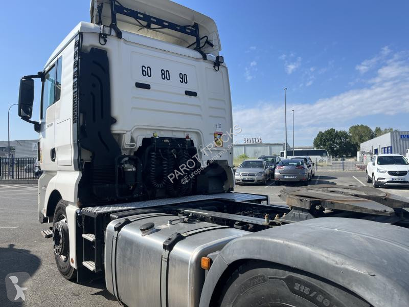 Traktor MAN 18.430